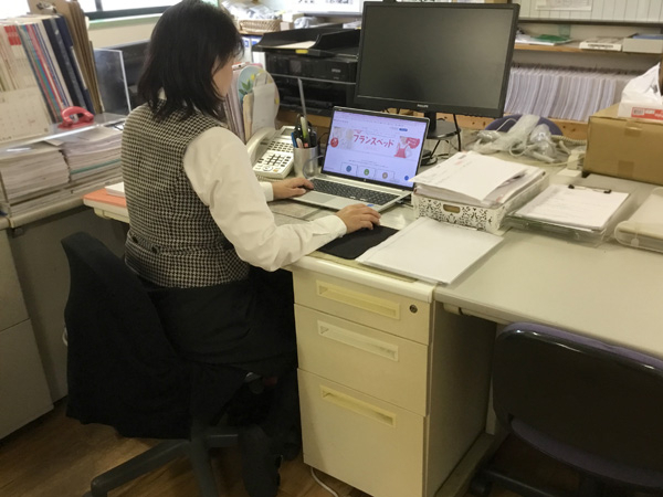 メディカル和歌山営業所の内観1