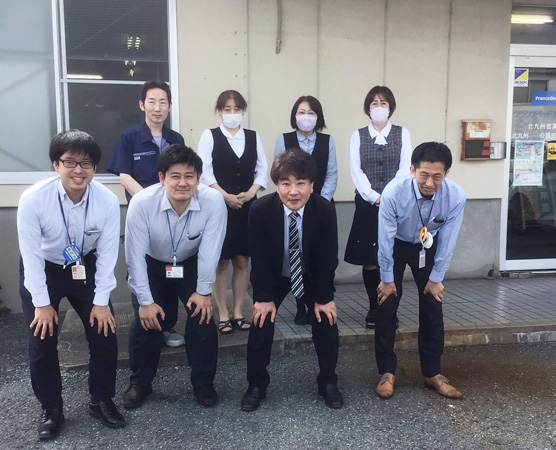メディカル北九州営業所の集合写真