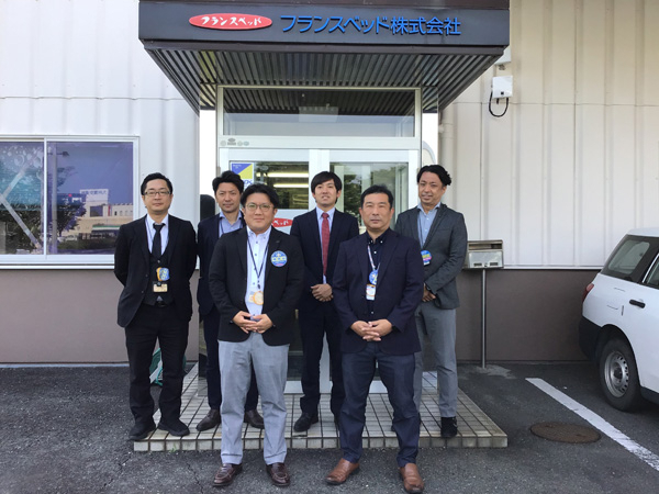 メディカル熊本営業所の集合写真