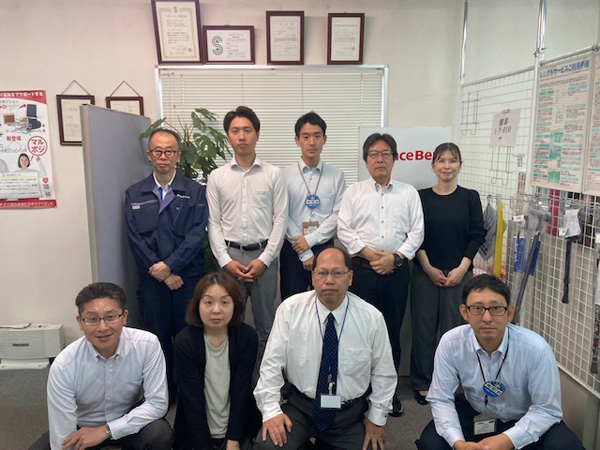 メディカル大分営業所の集合写真