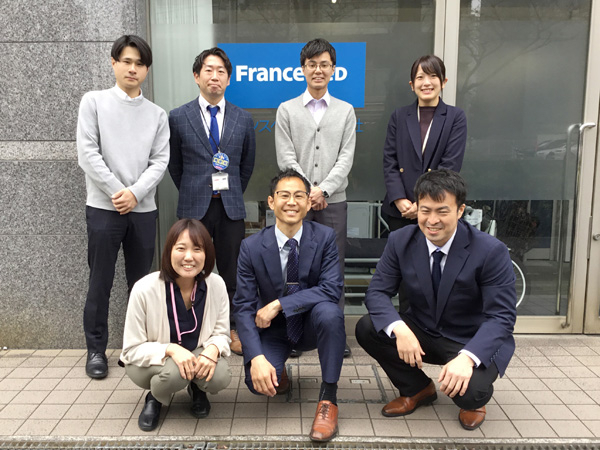 メディカル江戸川営業所の集合写真