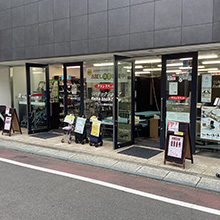 メディカル横浜中央営業所の外観