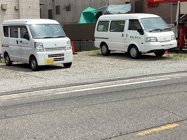 メディカル相模原営業所の社用車