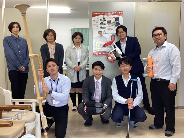 メディカル船橋営業所の集合写真